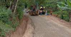 Servicio de Alquiler de Horas Máquina de Equipo Pesado / Ñurum Servicio de Alquiler de Horas Máquina de Equipo Pesado / Ñurum