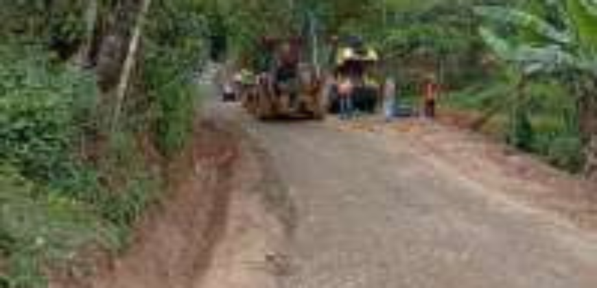 Servicio de Alquiler de Horas Máquina de Equipo Pesado / Ñurum